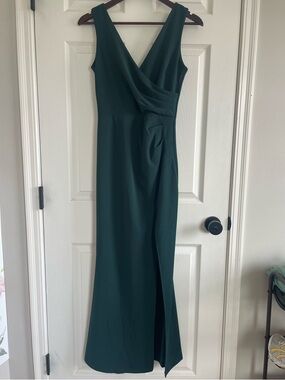 NWT Dark Green V Neck Maxi Dress Sleeveless Fit & Flare Formal Evening Dress